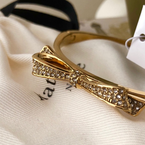 π Kate Spade β οΈ Tied up Pave Bow Bangle - Picture 2 of 8